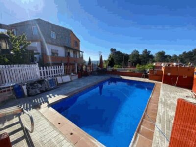 Preciosa casa en Pontons