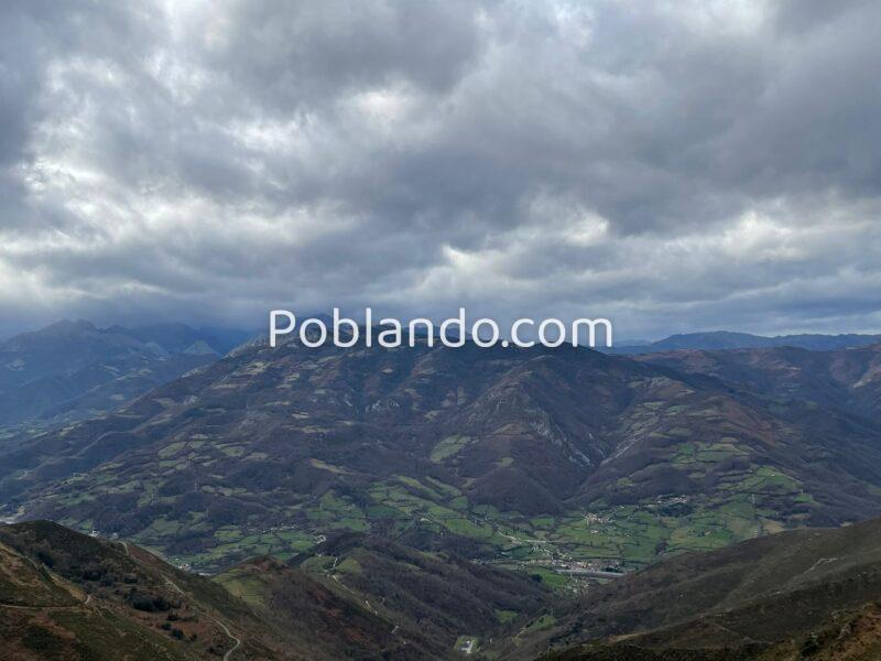 🏔️ ¡OCASIÓN ÚNICA EN ASTURIAS! Cabaña Rural con Finca de 8.500 m² en Mayáu Espines (Moreda)