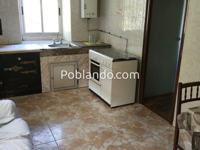 Exclusivo Conjunto Rural en Moldes: Vivienda de 200 m², Edificación de Piedra y Finca Privada.