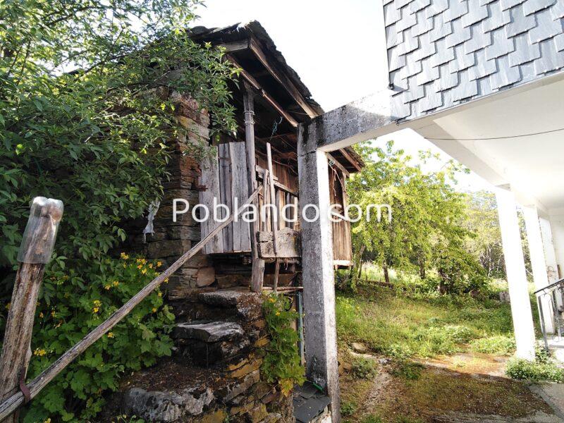 Exclusivo Conjunto Rural en Moldes: Vivienda de 200 m², Edificación de Piedra y Finca Privada.