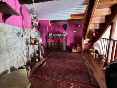 Casa Rústica de Piedra en el Camino de Santiago con Jardín