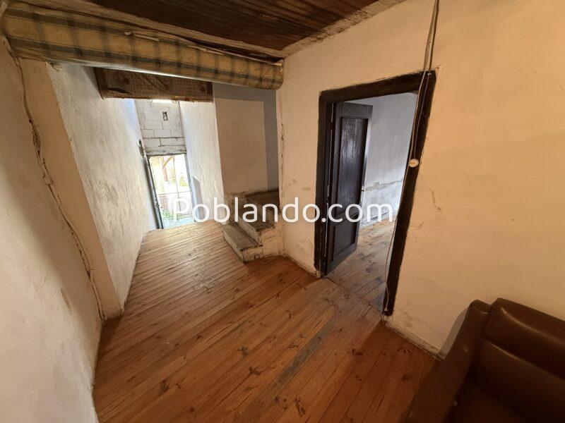 Casa de piedra en venta