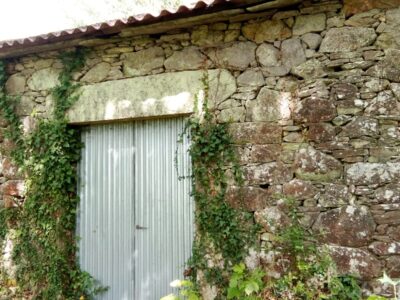 2 Construcciones + finca autosuficiente en Ribeira Sacra