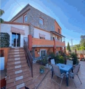 Preciosa casa en Pontons