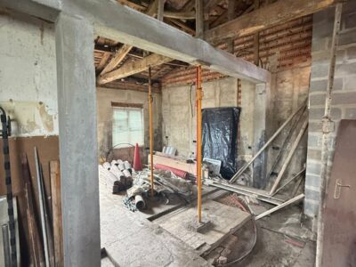 🌟 ¡OPORTUNIDAD ÚNICA! Casa con PATIO de 40m² y Opción de Duplicar Altura 🌟