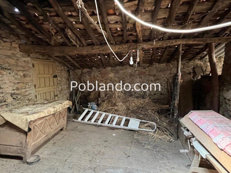 Casa de pueblo con encanto para reformar