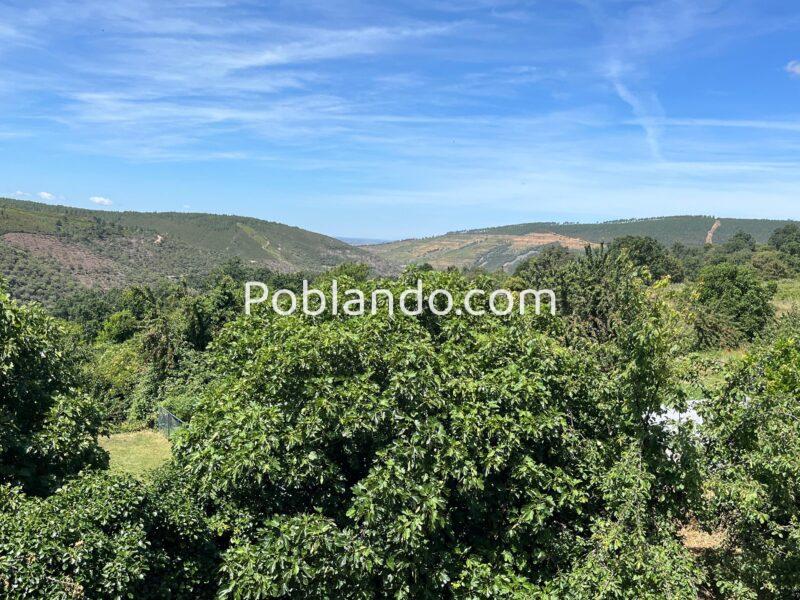 Casa de pueblo con encanto para reformar
