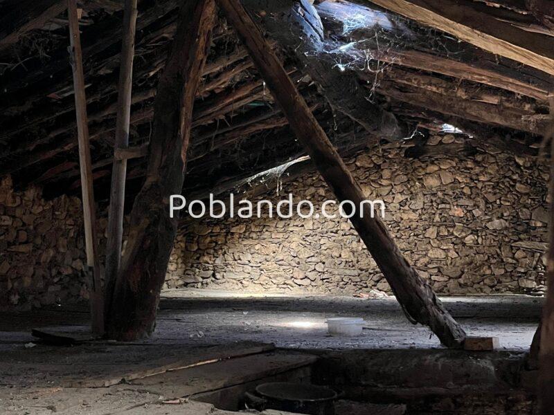 Casa de pueblo con encanto para reformar