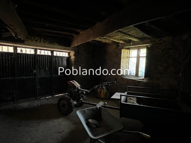 Casa de pueblo con encanto para reformar