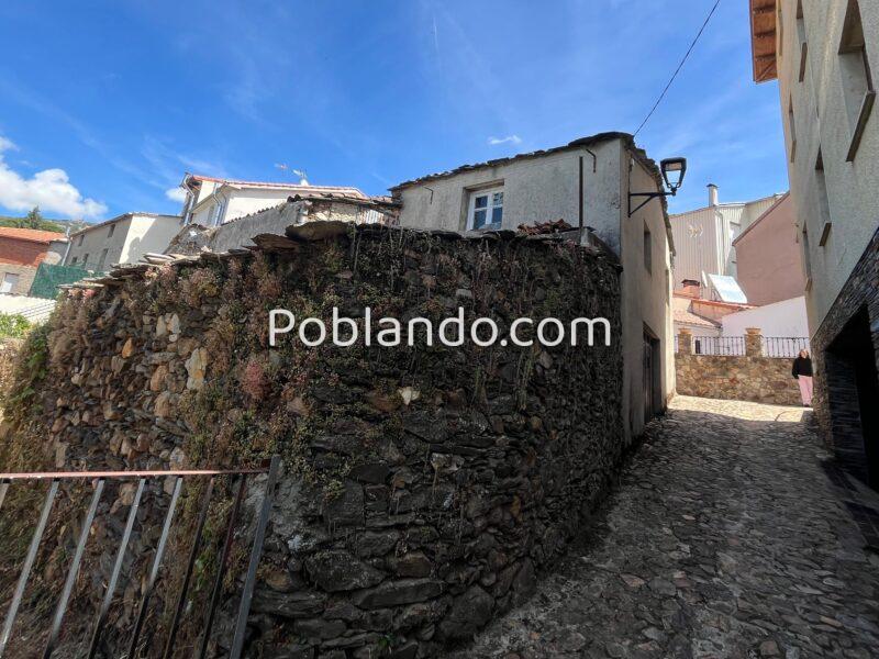 Casa de pueblo con encanto para reformar