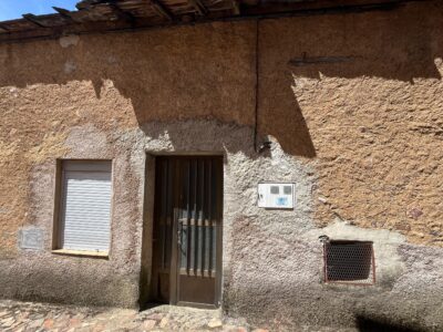 Casa de pueblo con encanto para reformar