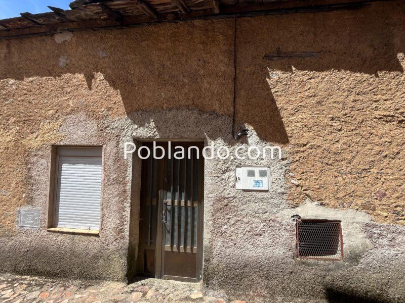 Casa de pueblo con encanto para reformar