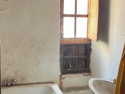 Casa de pueblo con encanto para reformar