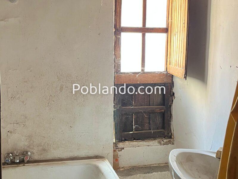 Casa de pueblo con encanto para reformar