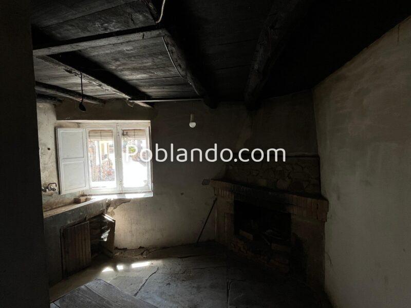 Casa de pueblo con encanto para reformar