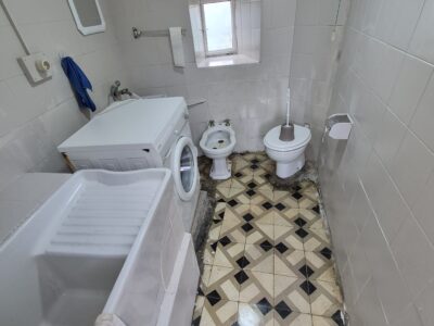 Casa unifamiliar con finca cerrada en Xunqueira de Espadañedo.