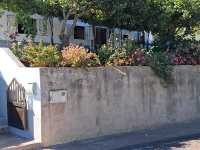 Precio: 375.000 € -5% 356.250 € Casa y Terrenos en Santa María de Guía Gran Canaria 100% HABITABLE DESDE YA