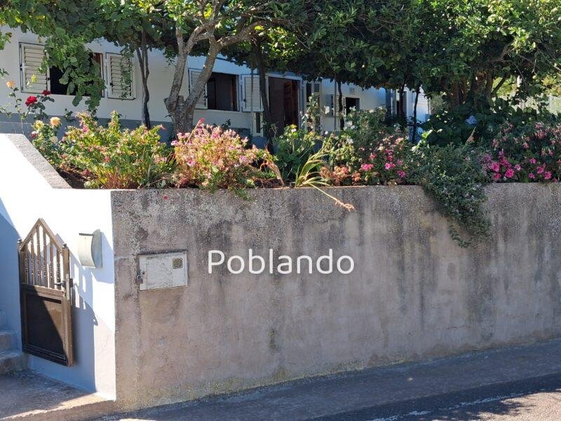 Casa y Terrenos en Santa María de Guía Gran Canaria 100% HABITABLE DESDE YA RECIEN SANEADA Y PINTADA!!!!