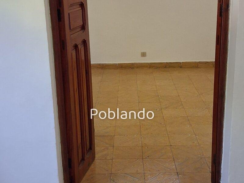 Casa y Terrenos en Santa María de Guía Gran Canaria 100% HABITABLE DESDE YA RECIEN SANEADA Y PINTADA!!!!