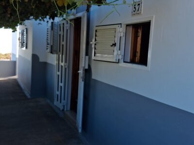 Casa y Terrenos en Santa María de Guía Gran Canaria 100% HABITABLE DESDE YA RECIEN SANEADA Y PINTADA!!!!