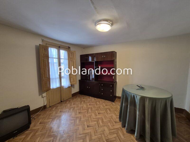 Casa unifamiliar con finca cerrada en Xunqueira de Espadañedo.