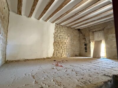 🏡 OPORTUNIDAD DE INVERSIÓN – VILLABUENA DE ÁLAVA (RIOJA ALAVESA)