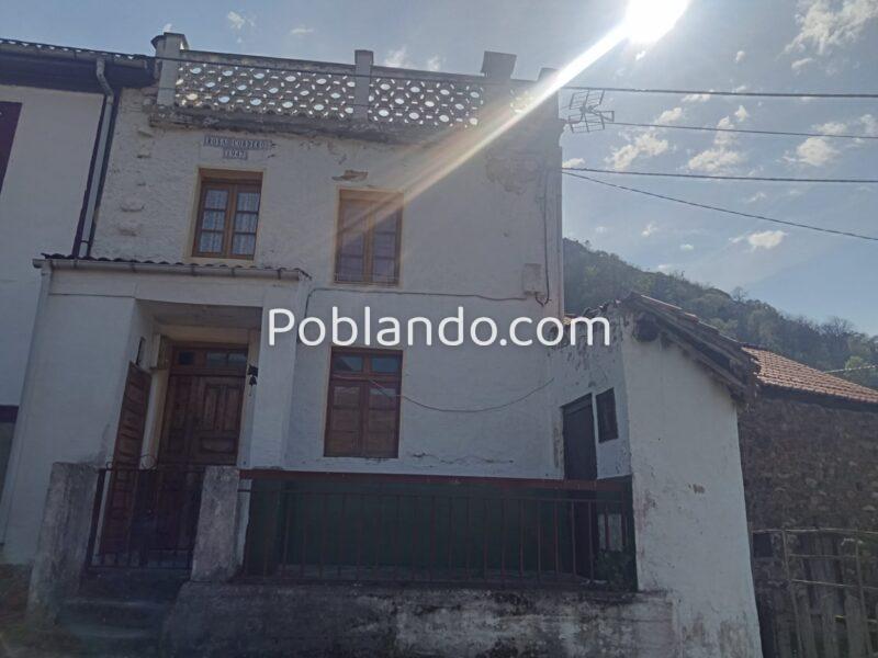 Casa en pueblo de montaña