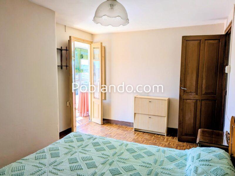 Casa unifamiliar con finca cerrada en Xunqueira de Espadañedo.
