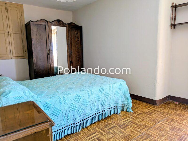 Casa unifamiliar con finca cerrada en Xunqueira de Espadañedo.