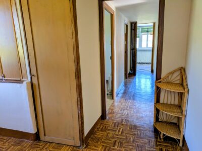 Casa unifamiliar con finca cerrada en Xunqueira de Espadañedo.