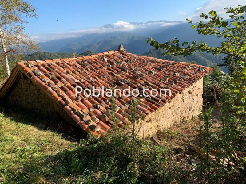 🏔️🌲Exclusiva cabaña de piedra con 1 Hectárea de terreno y robledal privado en Quirós