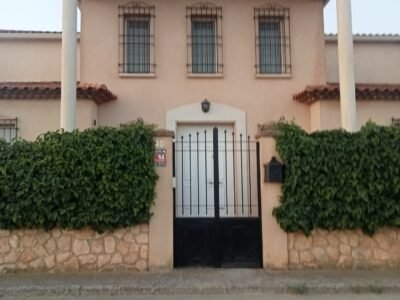 VENTA DE DOS SOLARES URBANOS