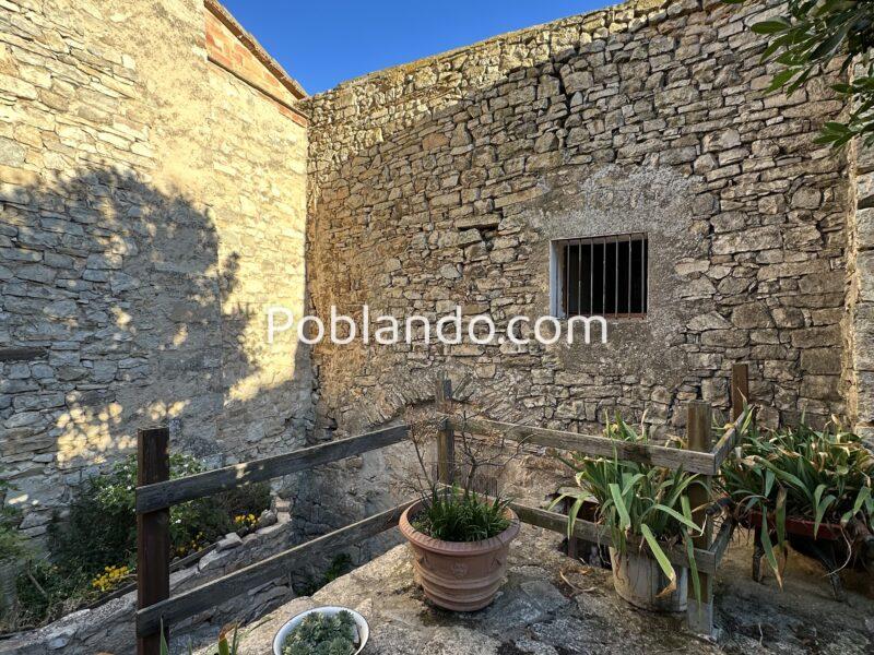 Casa de pueblo reformada en Montoliu de Segarra – encanto, tranquilidad y autenticidad