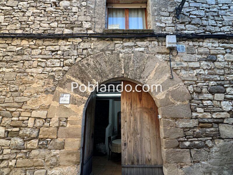 Casa de pueblo reformada en Montoliu de Segarra – encanto, tranquilidad y autenticidad