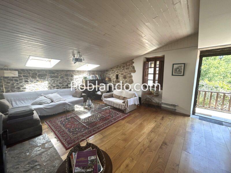 Encantadora casa de piedra reformada