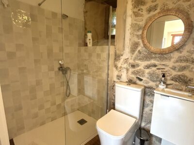 Encantadora casa de piedra reformada
