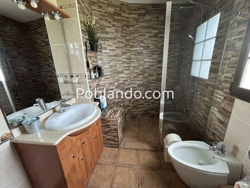 Fantástica casa de piedr reformada