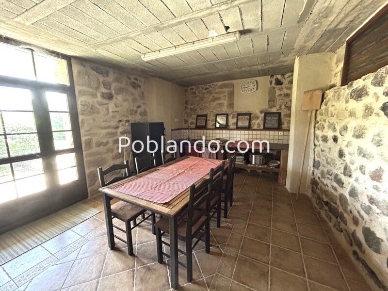 Fantástica casa de piedr reformada