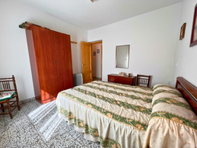 Amplia Casa en Los Navalucillos - Oportunidad Única