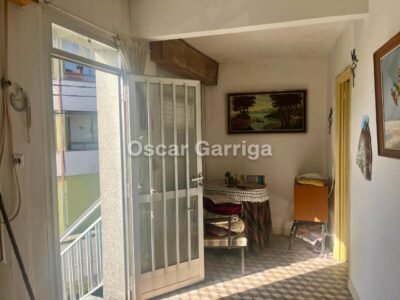 CASA CÉNTRICA, CON JARDÍN, FANTÁSTICAS PAREDES DE PIEDRA, TEJADO Y CANALONES NUEVOS. CEA, OURENSE (GALICIA)