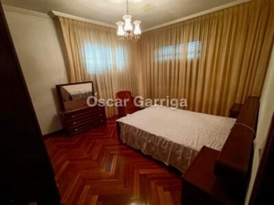 VIVIENDA INDEPENDIENTE TOTALMENTE AMUEBLADA DE 252 m2, CON FINCA DE 1350 m2 Y DOS DEPENDENCIAS AGRÍCOLAS DE 122m2 y 20 m2 RESPECTIVAMENTE. O BOLO, MASIDE, OURENSE, GALICIA (SPAIN)).