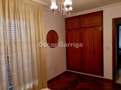 VIVIENDA INDEPENDIENTE TOTALMENTE AMUEBLADA DE 252 m2, CON FINCA DE 1350 m2 Y DOS DEPENDENCIAS AGRÍCOLAS DE 122m2 y 20 m2 RESPECTIVAMENTE. O BOLO, MASIDE, OURENSE, GALICIA (SPAIN)).