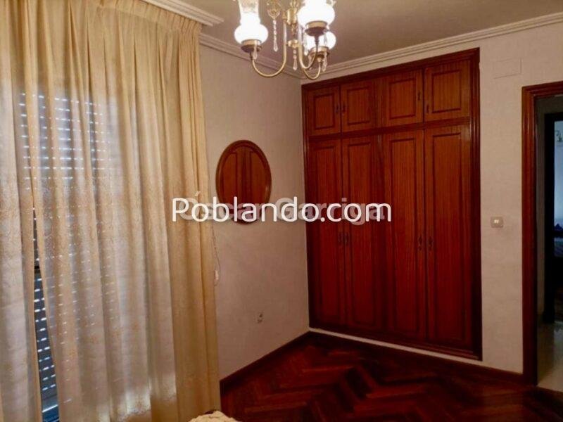 VIVIENDA INDEPENDIENTE TOTALMENTE AMUEBLADA DE 252 m2, CON FINCA DE 1350 m2 Y DOS DEPENDENCIAS AGRÍCOLAS DE 122m2 y 20 m2 RESPECTIVAMENTE. O BOLO, MASIDE, OURENSE, GALICIA (SPAIN)).