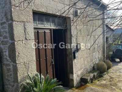 FANTÁSTICA CASA SEÑORIAL DE 664 m2, CON FINCA URBANIZABLE DE 3455 m2. CASTRO DE CARBALLEDO, LUGO, GALICIA (SPAIN)