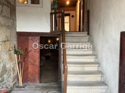FANTÁSTICA CASA SEÑORIAL DE 664 m2, CON FINCA URBANIZABLE DE 3455 m2. CASTRO DE CARBALLEDO, LUGO, GALICIA (SPAIN)