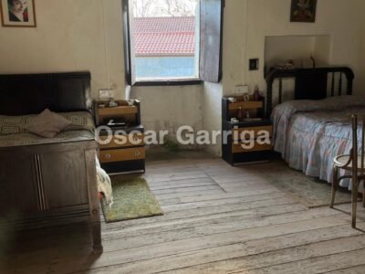 FANTÁSTICA CASA SEÑORIAL DE 664 m2, CON FINCA URBANIZABLE DE 3455 m2. CASTRO DE CARBALLEDO, LUGO, GALICIA (SPAIN)