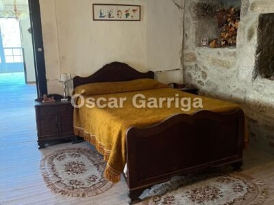 FANTÁSTICA CASA SEÑORIAL DE 664 m2, CON FINCA URBANIZABLE DE 3455 m2. CASTRO DE CARBALLEDO, LUGO, GALICIA (SPAIN)