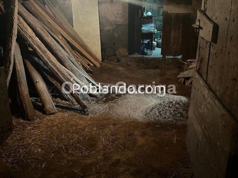 FANTÁSTICA CASA SEÑORIAL DE 664 m2, CON FINCA URBANIZABLE DE 3455 m2. CASTRO DE CARBALLEDO, LUGO, GALICIA (SPAIN)