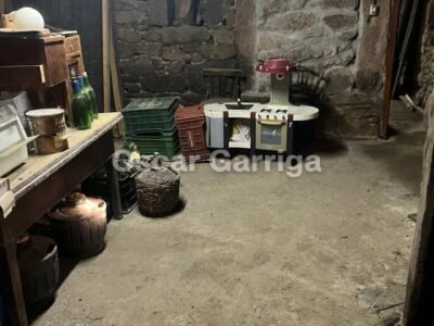 FANTÁSTICA CASA SEÑORIAL DE 664 m2, CON FINCA URBANIZABLE DE 3455 m2. CASTRO DE CARBALLEDO, LUGO, GALICIA (SPAIN)