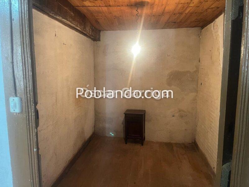 CASA DE PIEDRA PARA REFORMAR, CON TEJADO EN PERFECTO ESTADO, DIVISIONES INTERIORES, AGUA, ALCANTARILLADO, ELECTRICIDAD Y EXCELENTES VISTAS. LONGOS, CEA, OURENSE (SPAIN)